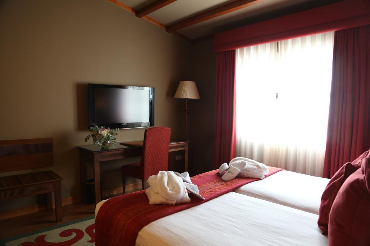 Gran Hotel Los Abetos Santiago de Compostela Kültér fotó